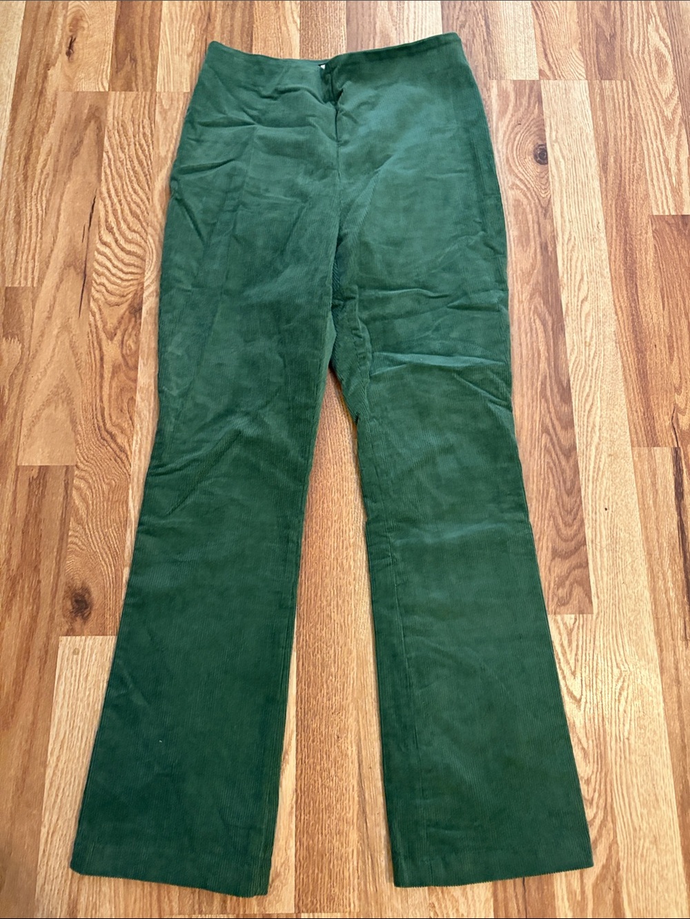 Tuckernuck Green Corduroy Ashford Pants Medium - Picture 2 of 7